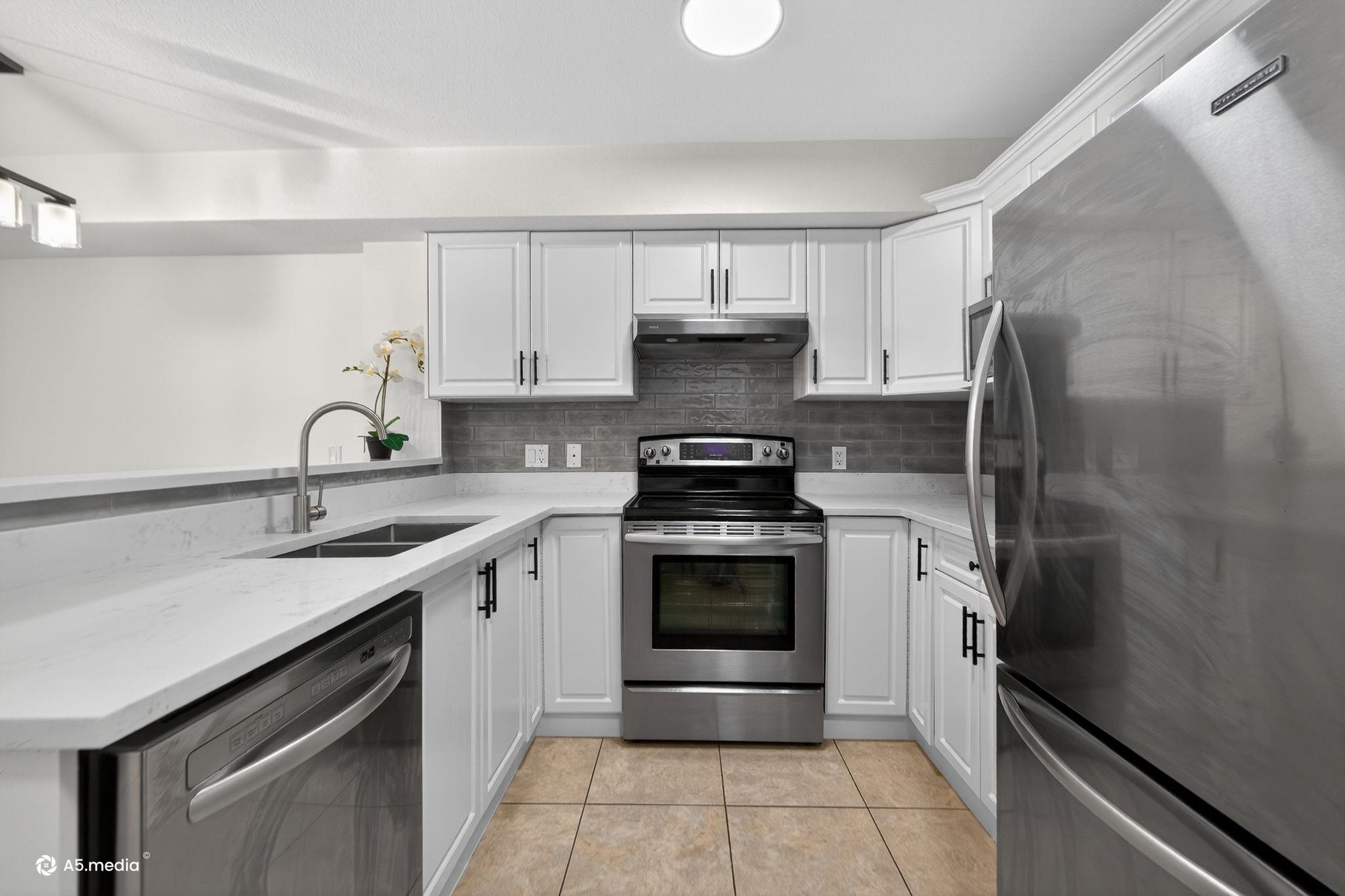 Additional image 4 of 315-6960 120 Street, Surrey, BC, V3W 1V4