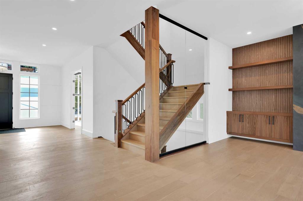 Additional image 4 of 1605 9 Street NW, Calgary, AB, T2M3L5