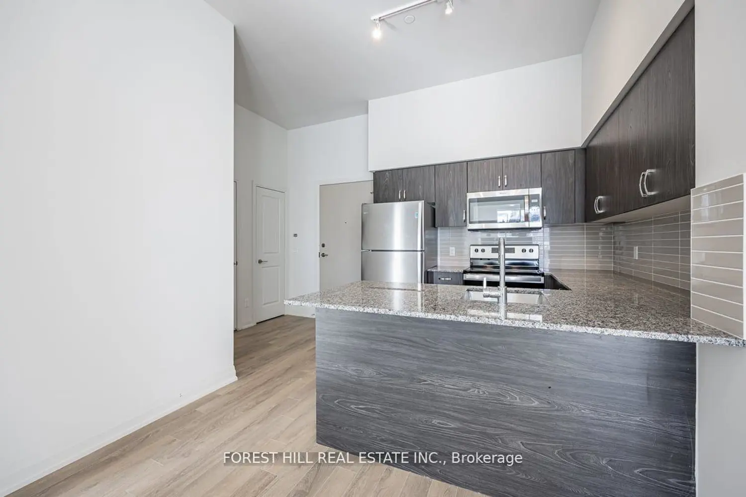Additional image 5 of 10 Meadowglen Place 105