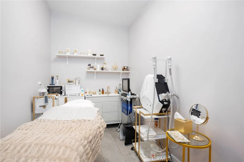 Additional image 64 of 224 Main St, Seal Beach, CA 90740