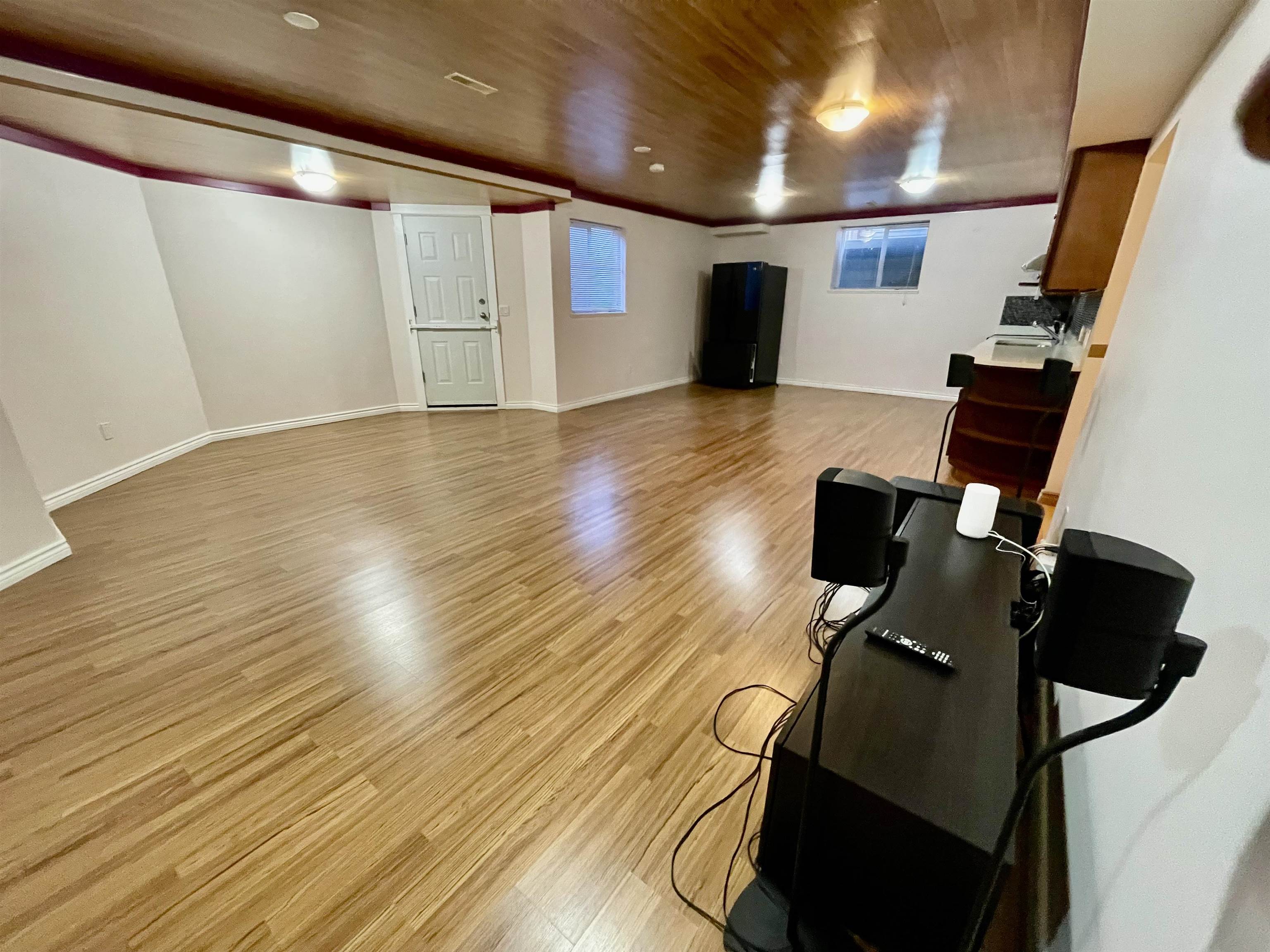 Additional image 3 of basement-198 69a Avenue, Langley, BC, V2A 3A9