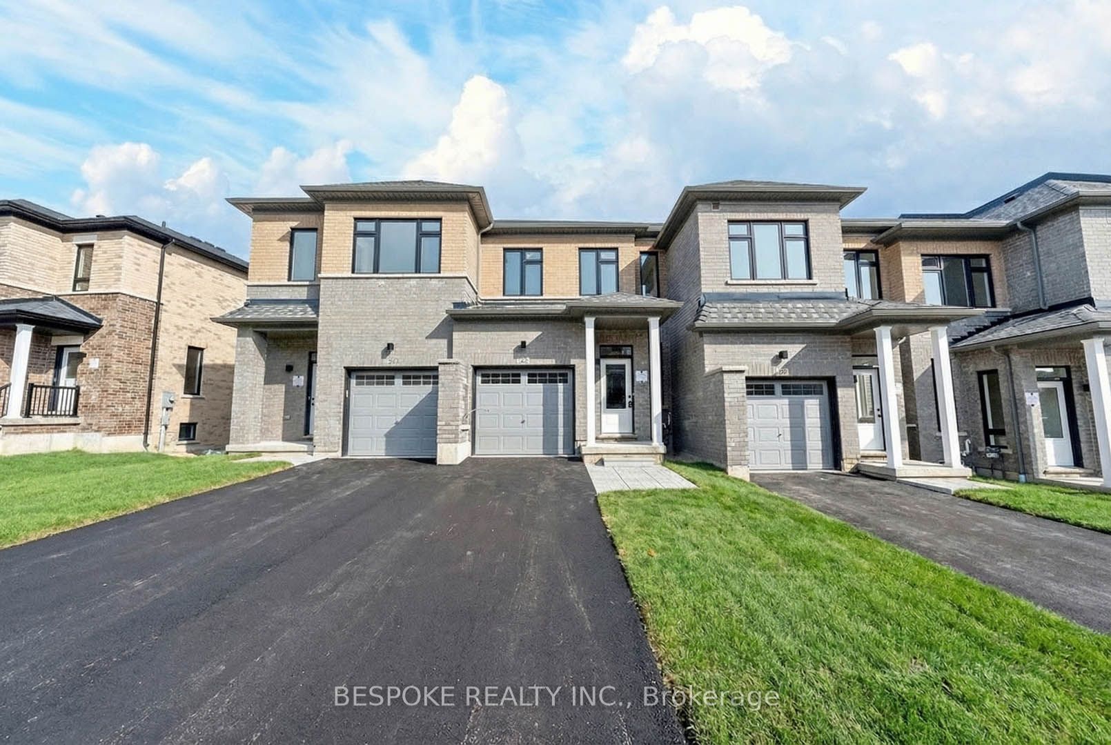 2902 Peter Matthews Drive, Pickering, ON, L1X 0S2