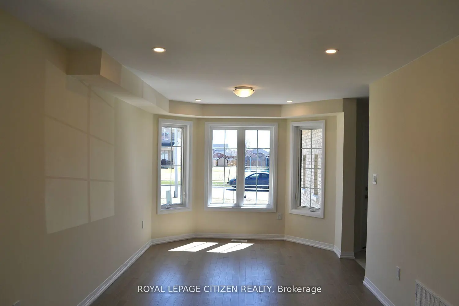 Additional image 5 of 41 Carew Boulevard