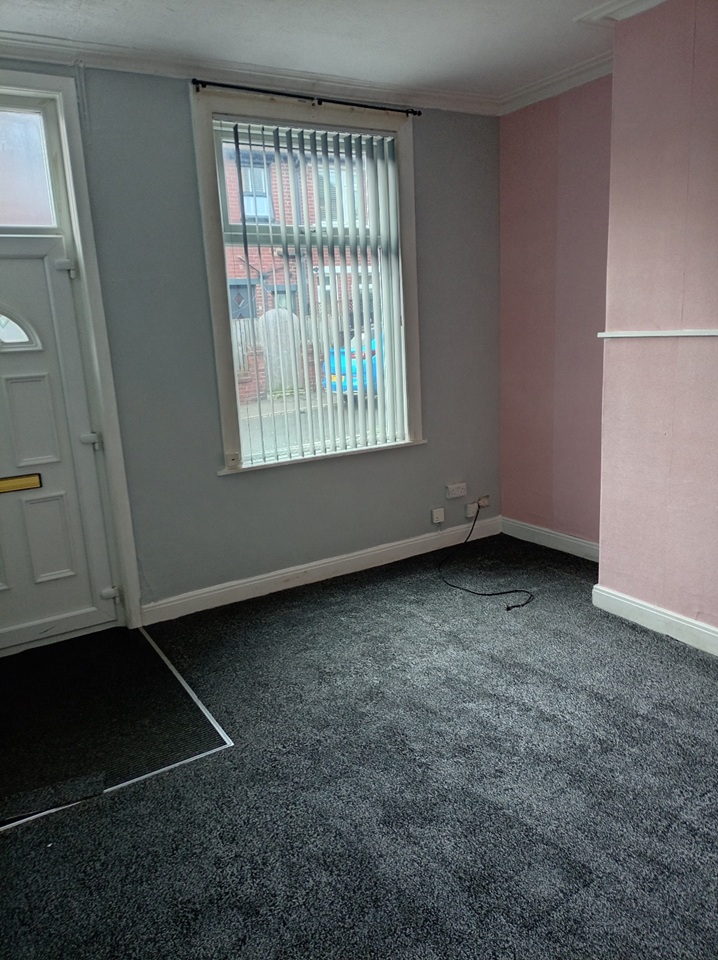 2 Bed End Terrace, Leeds, LS12, N1 7GU