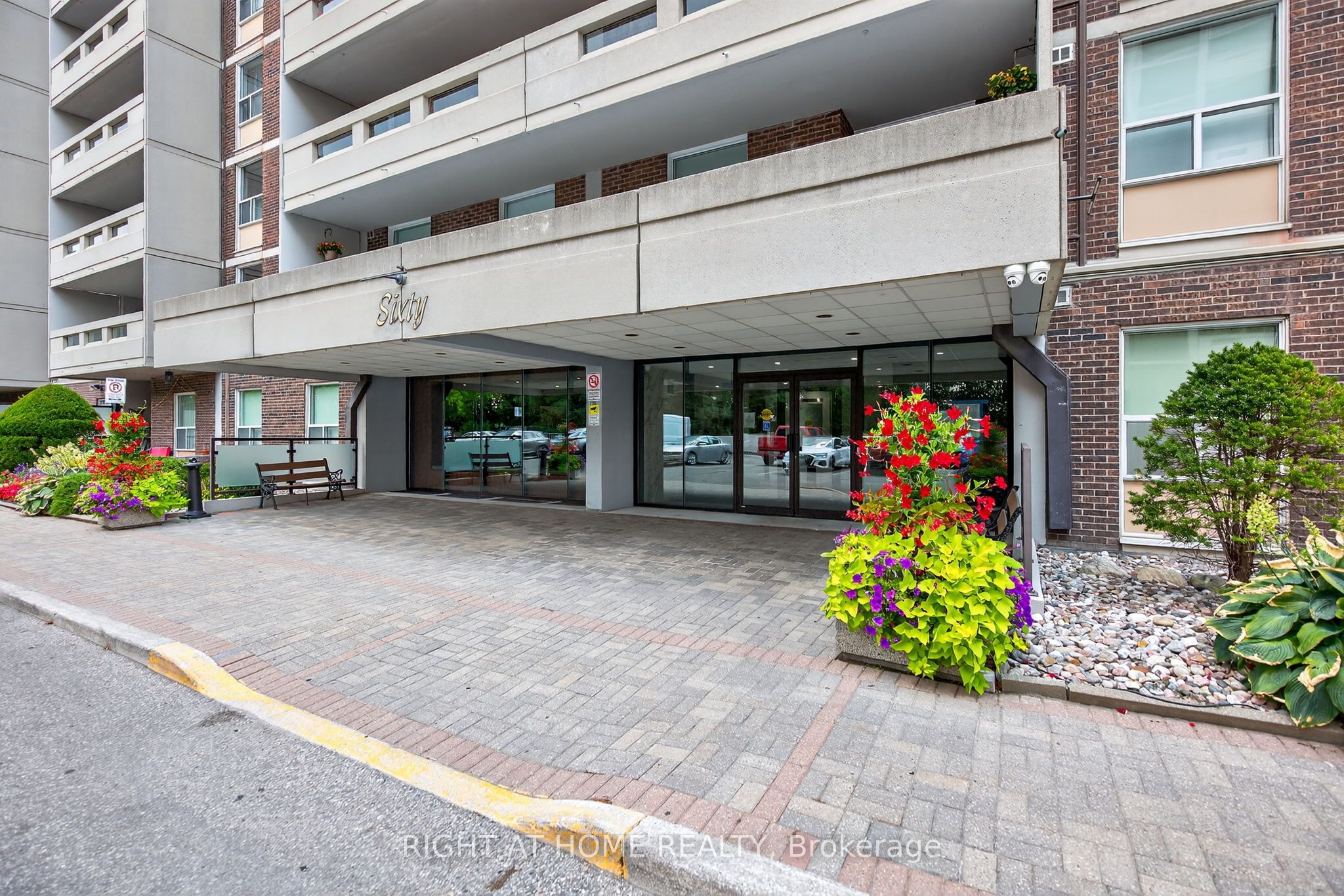 Additional image 2 of 211-60 Inverlochy Boulevard, Markham, ON, L3T 4T7