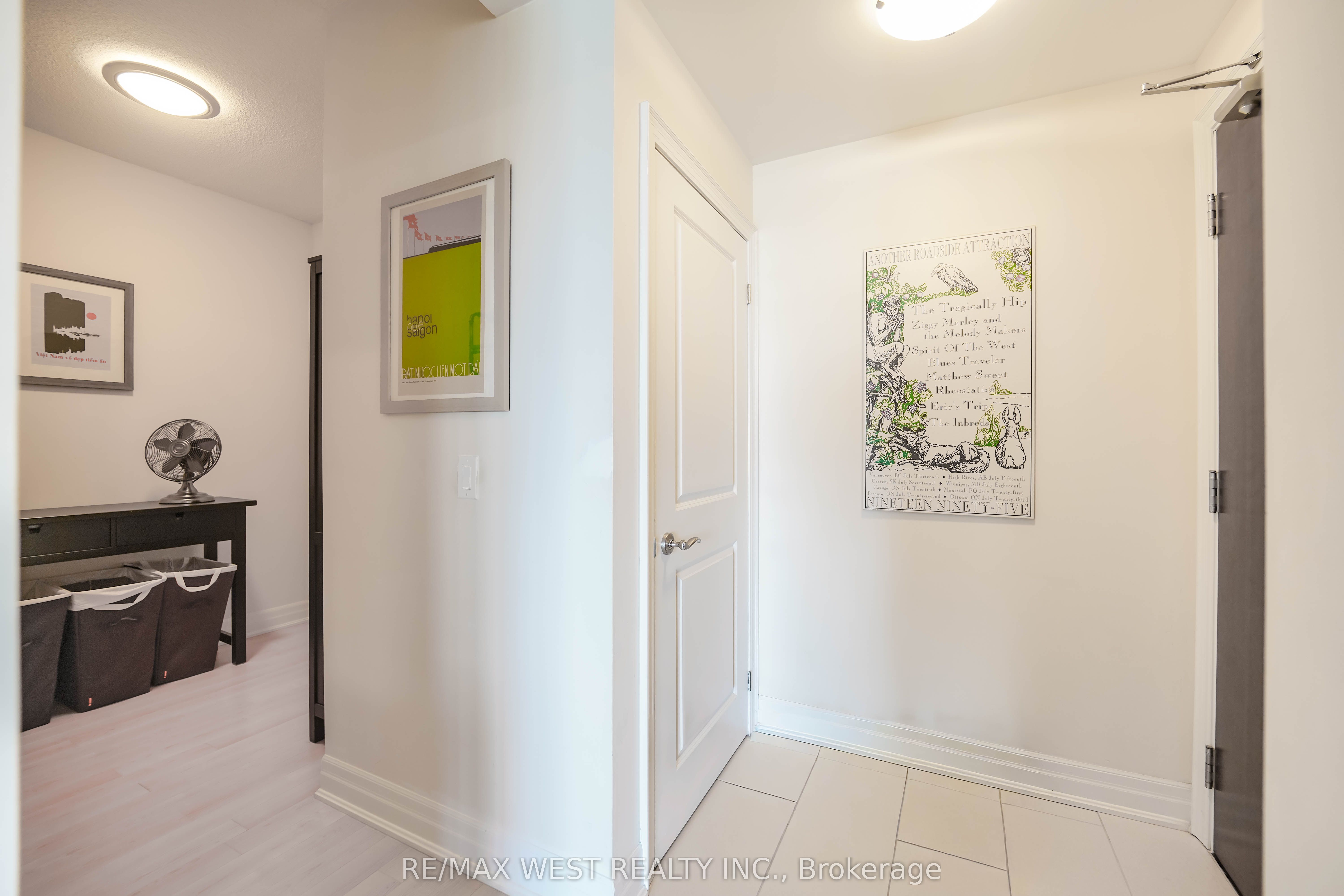 Additional image 3 of 909-100 John Street, Brampton, ON, L6W 0A8