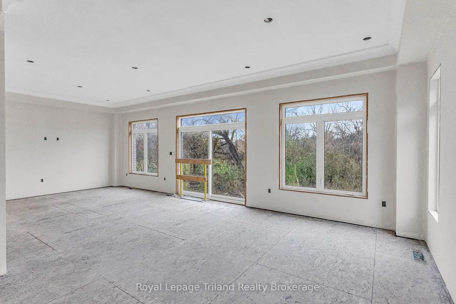 Additional image 5 of 1242 Caen Avenue