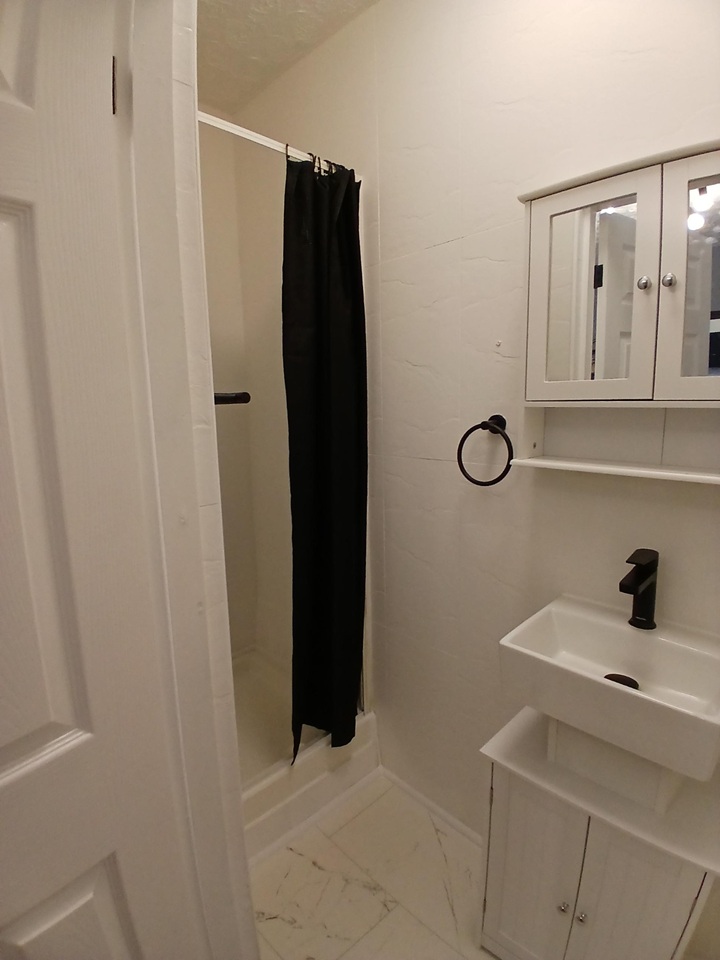 Additional image 8 of Studio Flat, Birch Polygon, M14, N1 7GU