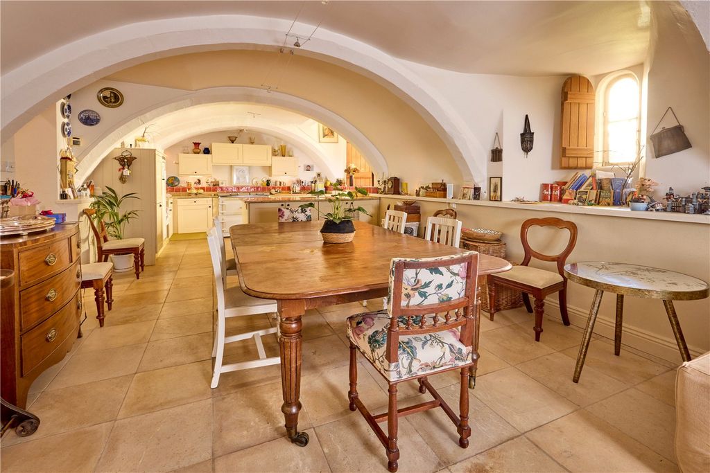 Additional image 5 of 3 bed flat for saleSherborne House, Sherborne, Cheltenham, Glos GL54