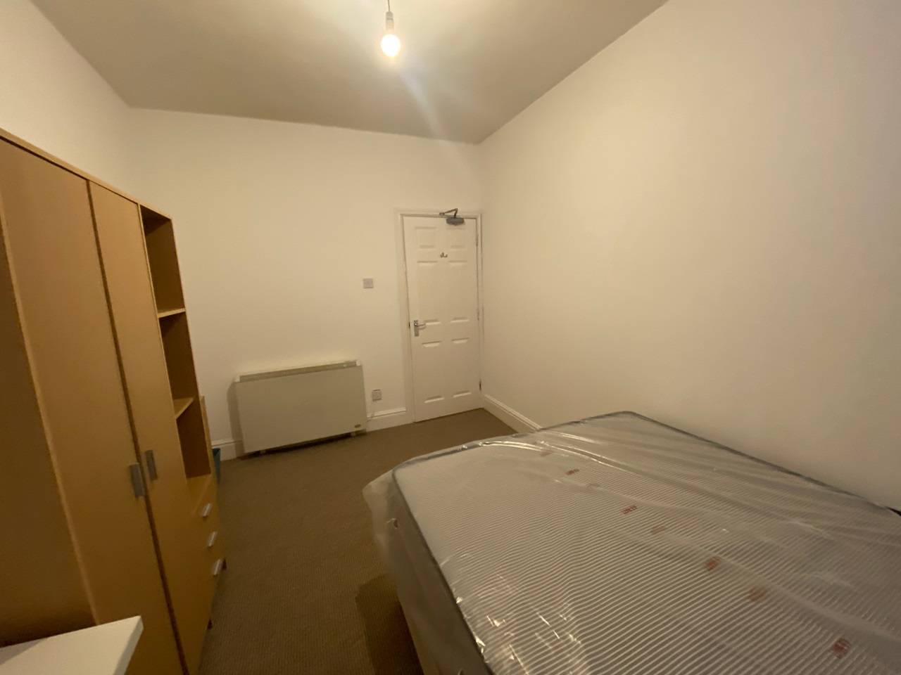 Additional image 3 of 2 Bed Flat, Hathersage Road, M13, N1 7GU