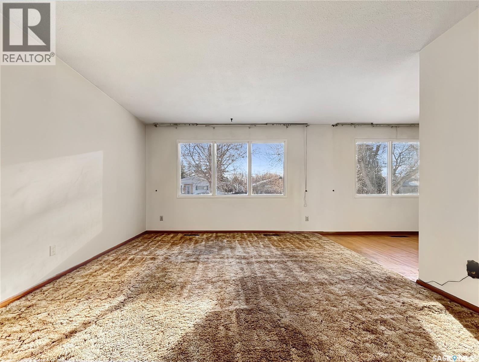 Additional image 2 of 27 Walker Crescent, Saskatoon, SK, S7L4H7