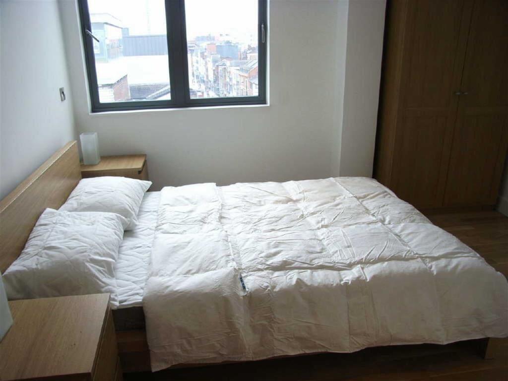 Additional image 9 of 2 Bed Flat, Oldham Road, M4, N1 7GU