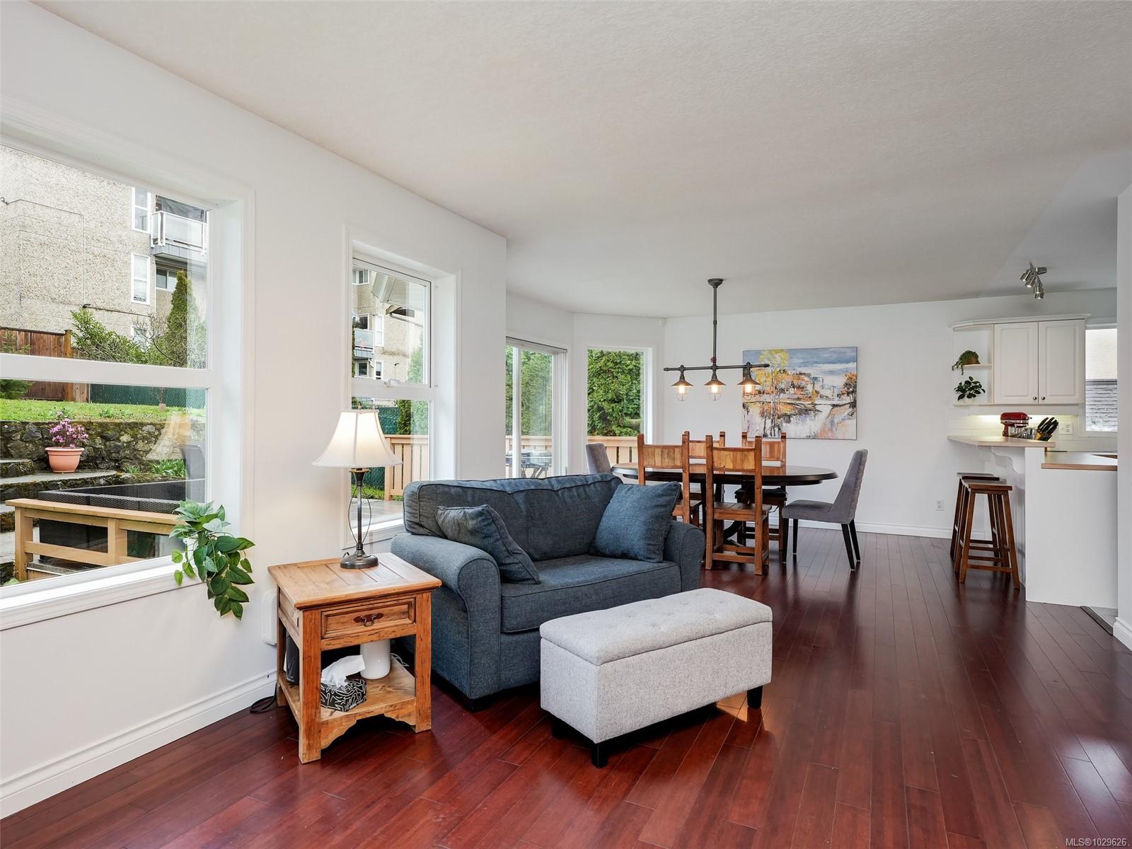 Additional image 3 of 2727 Grosvenor Road, Victoria, BC, V8T 3M8