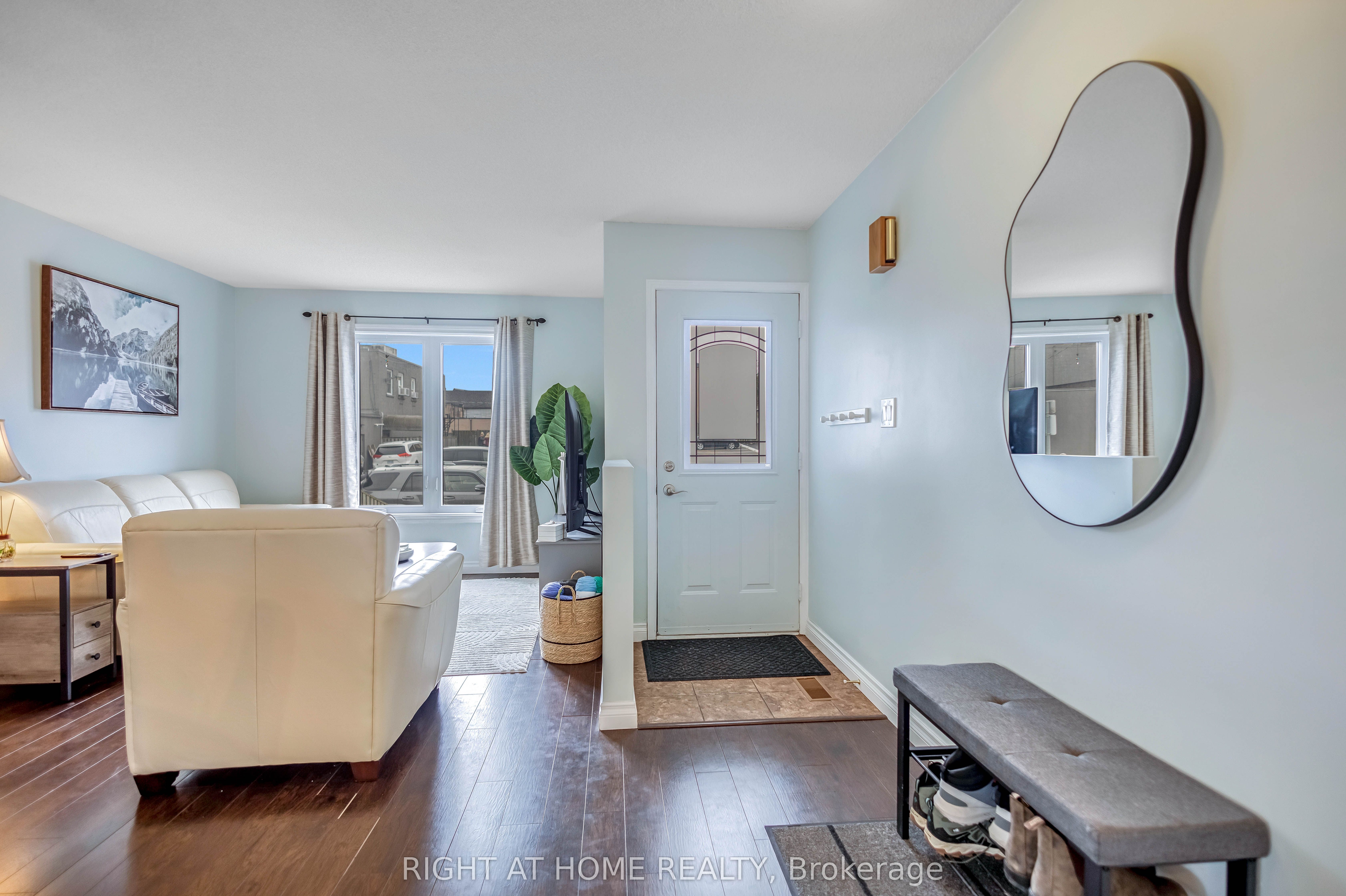 Additional image 5 of 8 Brantdale Avenue, Hamilton, ON, L9C 1B7