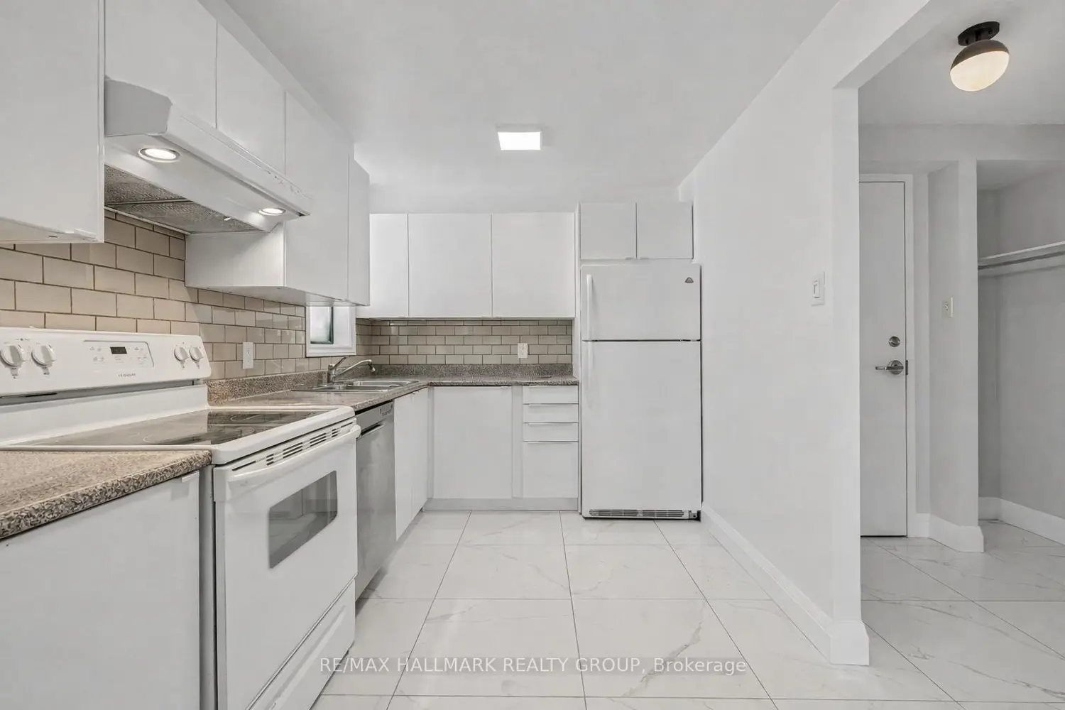 Additional image 3 of 1440 Heron Road 801