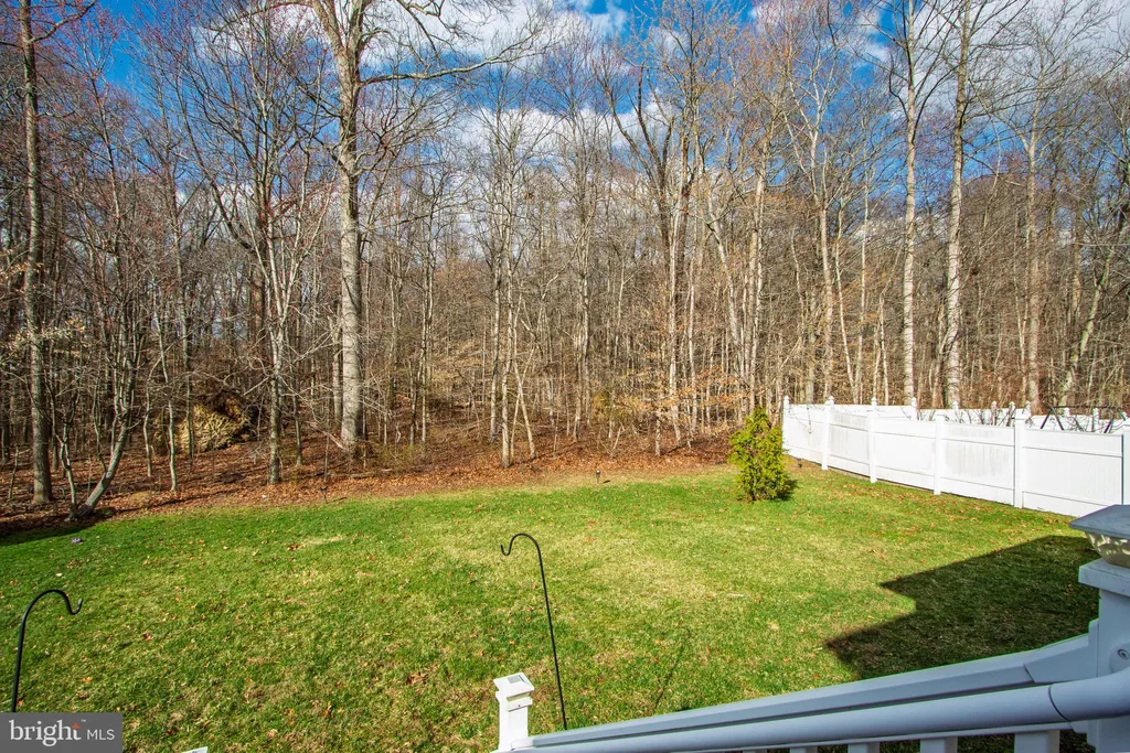 Additional image 4 of 614 N General Knyphausen Court, Newark, DE 19702