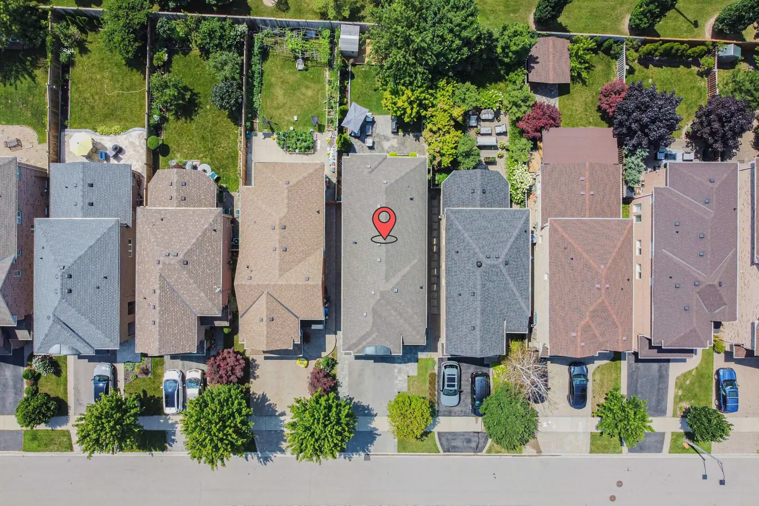 Additional image 20 of 2498 Longridge Crescent