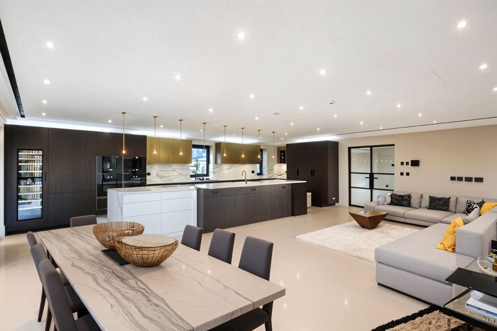 Additional image 2 of 6 bed detached house for saleSovereign View, Charlton Kings, Cheltenham, Gloucestershire GL52