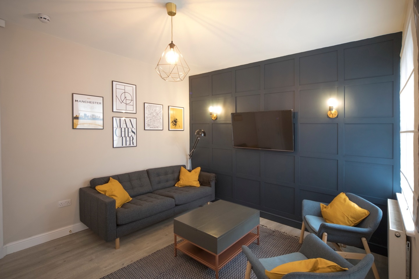 7 Bed Terraced House, Ruskin Avenue, M14, N1 7GU