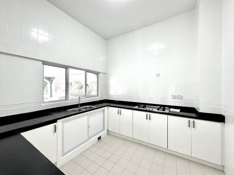 Additional image 2 of Loyang Rise