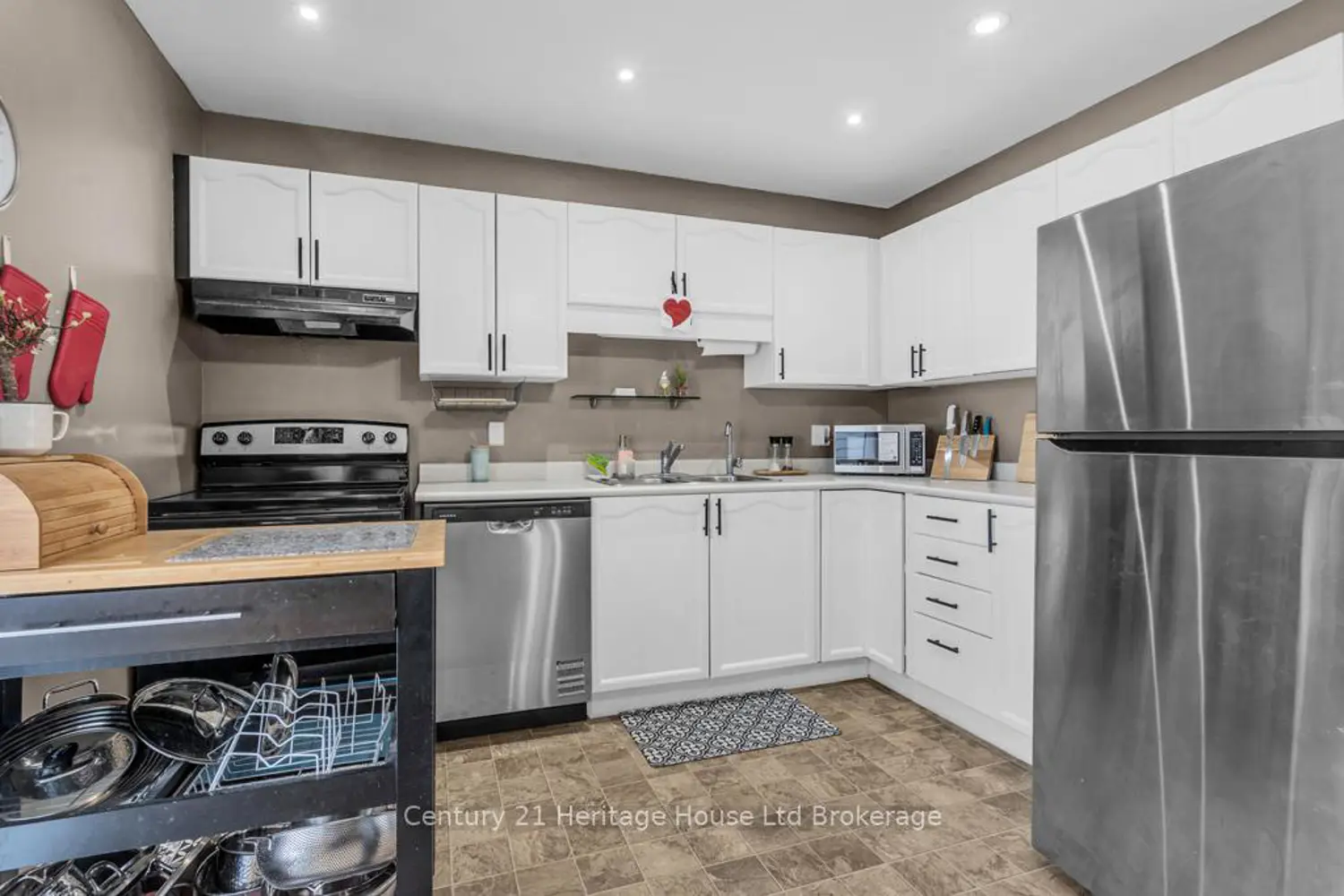 Additional image 7 of 17 Beckett Boulevard