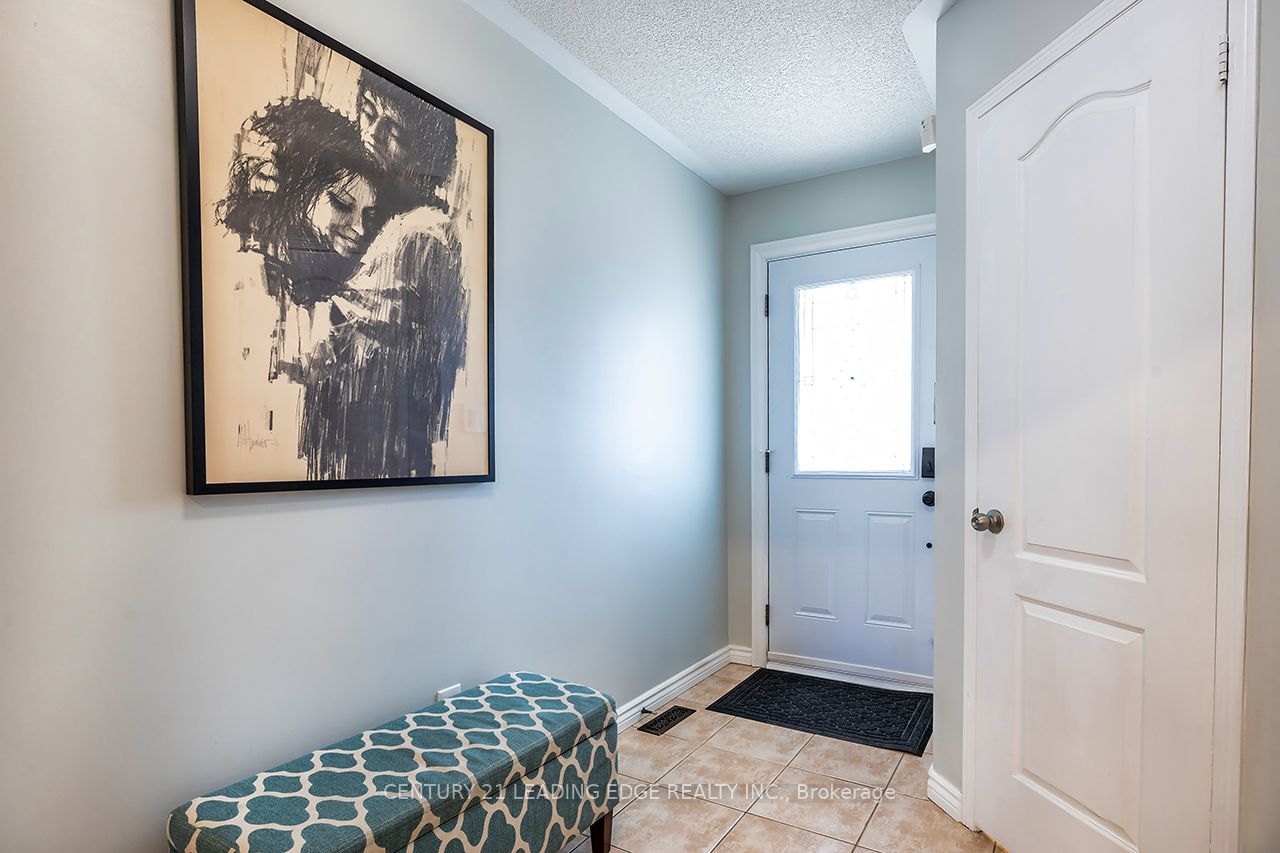 Additional image 6 of 10 Oglevie Drive, Whitby, ON, L1R 2Y4