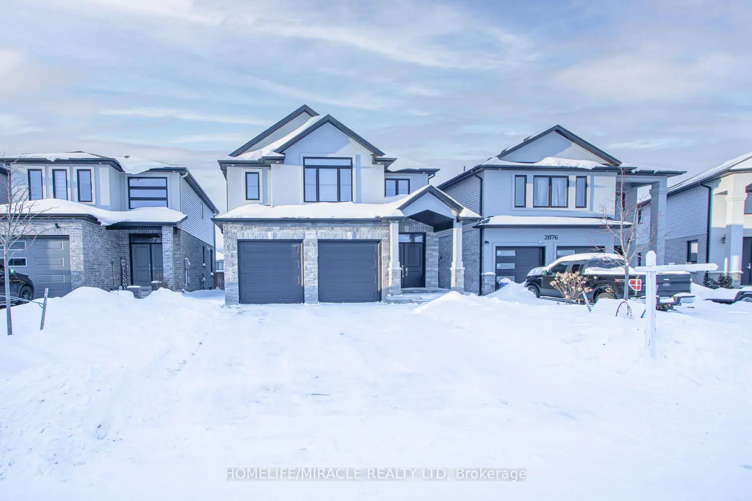 2872 Doyle Drive photo 2