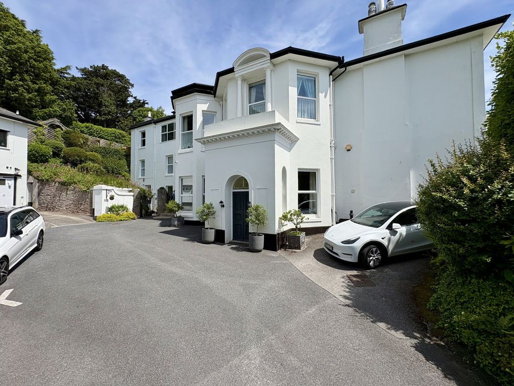 3 bed flat for saleWarberries, Torquay TQ1