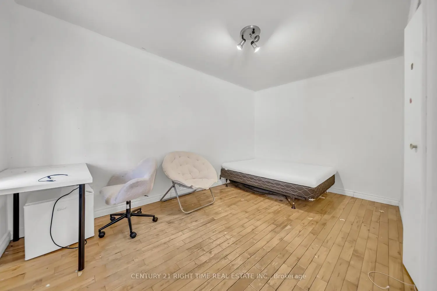 Additional image 5 of 24 Columbia Street