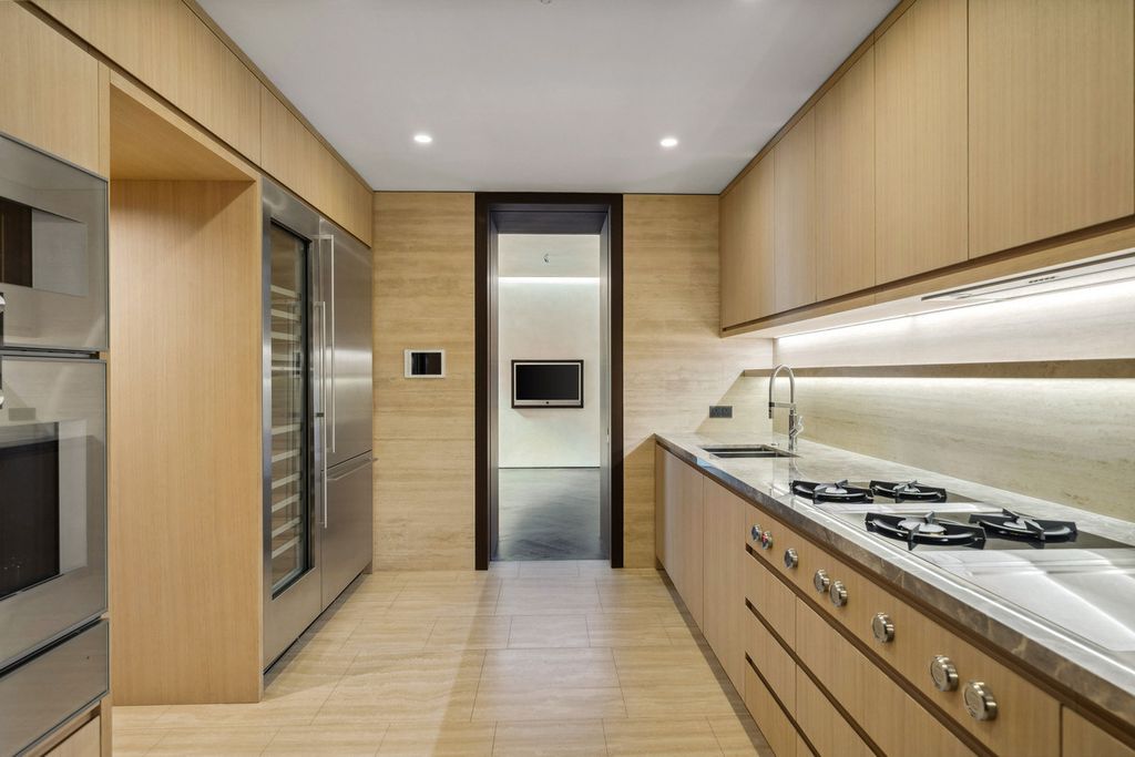 4 bed flat for salePrinces Gate, Knightsbridge SW7 photo 4