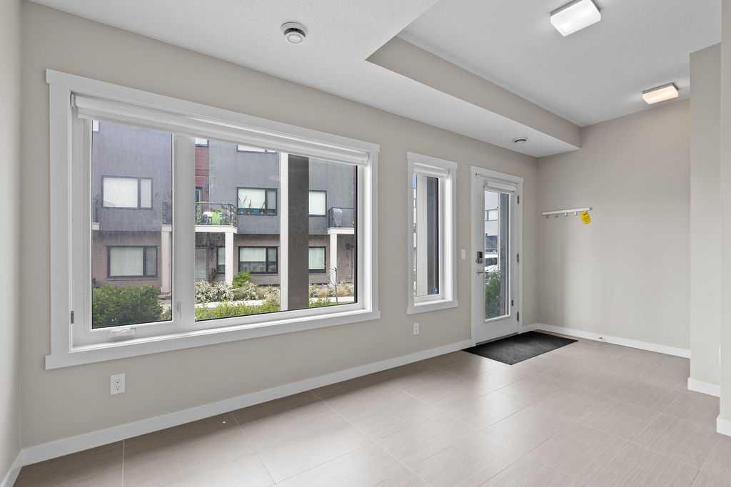 Additional image 6 of 603-218 Sherwood Square NW, Calgary, AB, T3R 0Y2