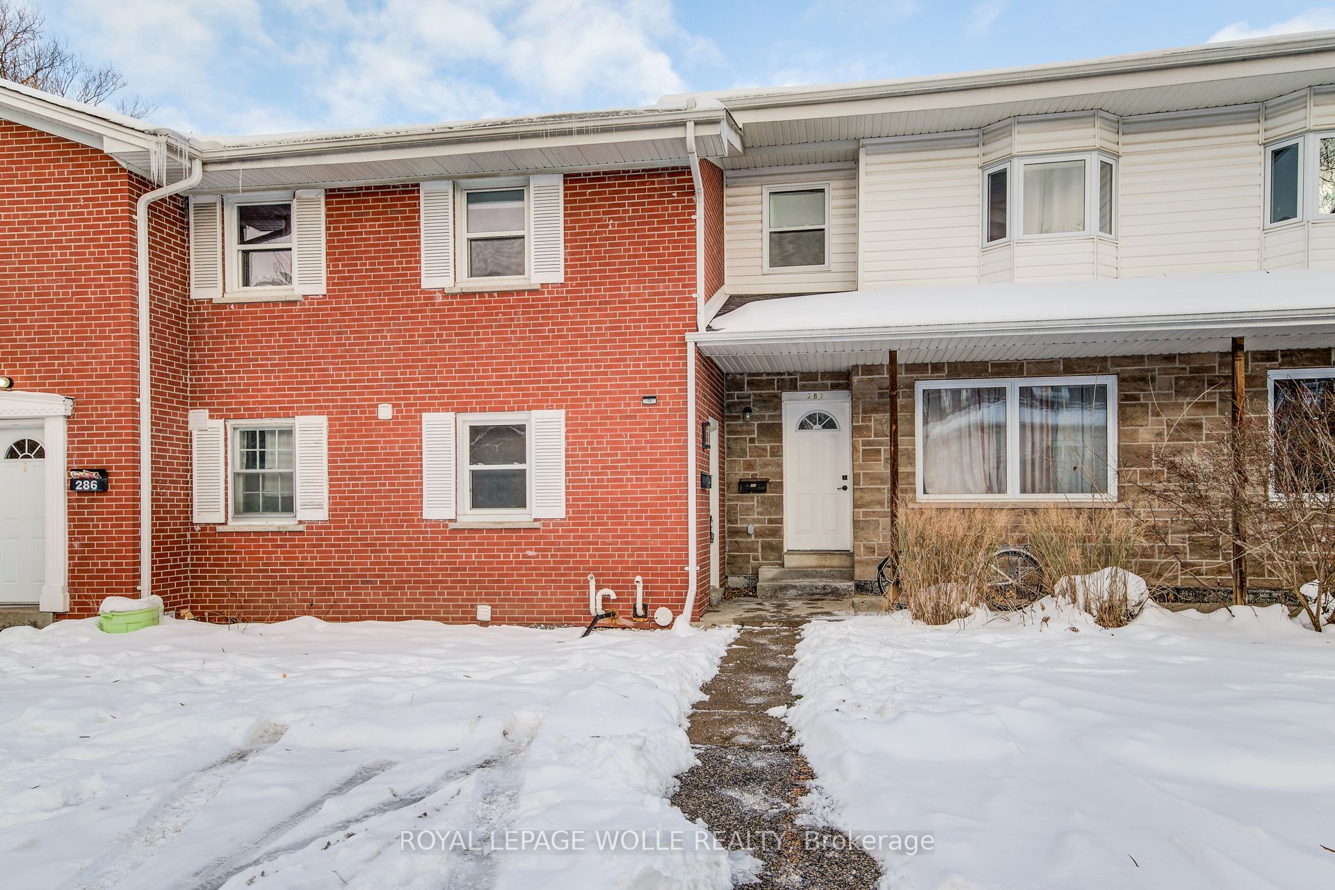Additional image 2 of 284 Westcourt Place, Waterloo, ON, N2L 2R7