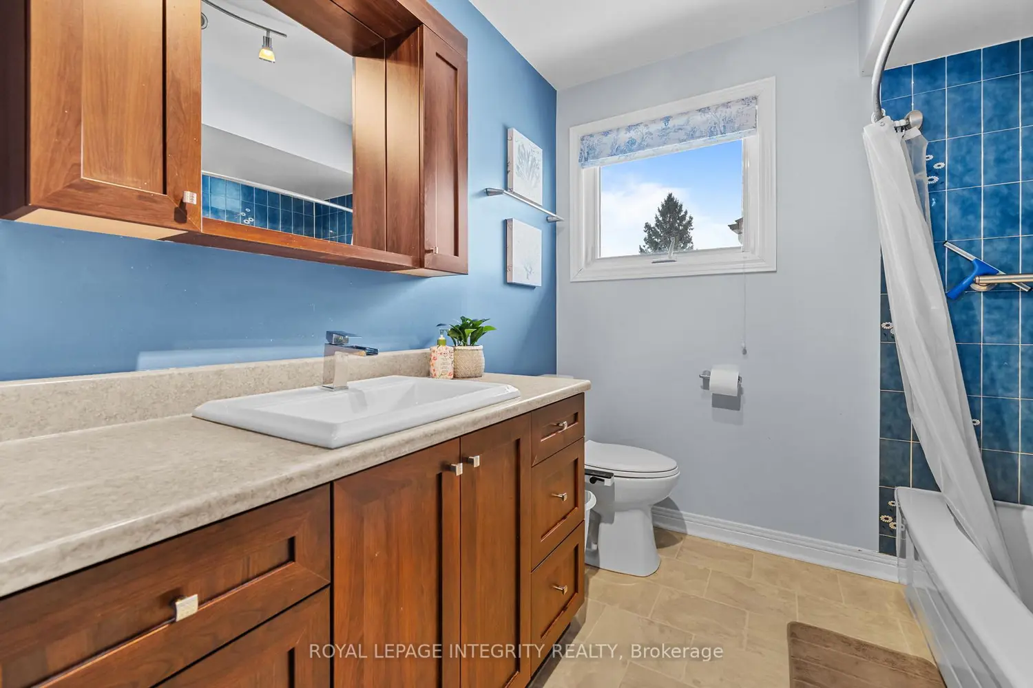 Additional image 8 of 830 Acadian Gardens