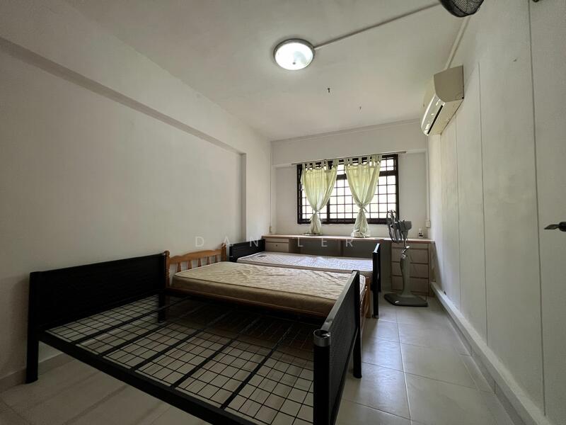 Additional image 3 of 332 Sembawang Close