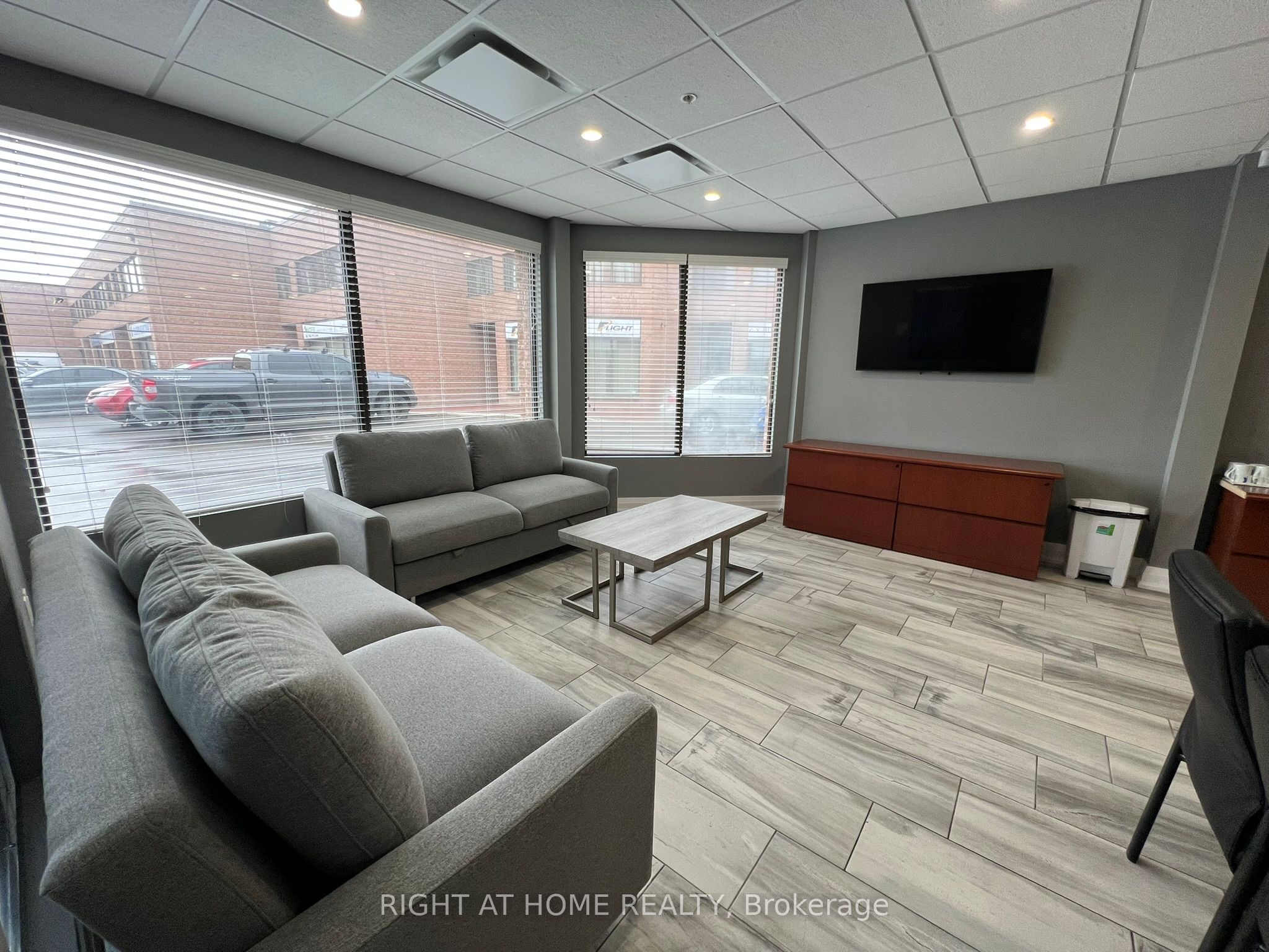 Additional image 3 of 15-21 Kenview Boulevard, Brampton, ON, L6T 5G7