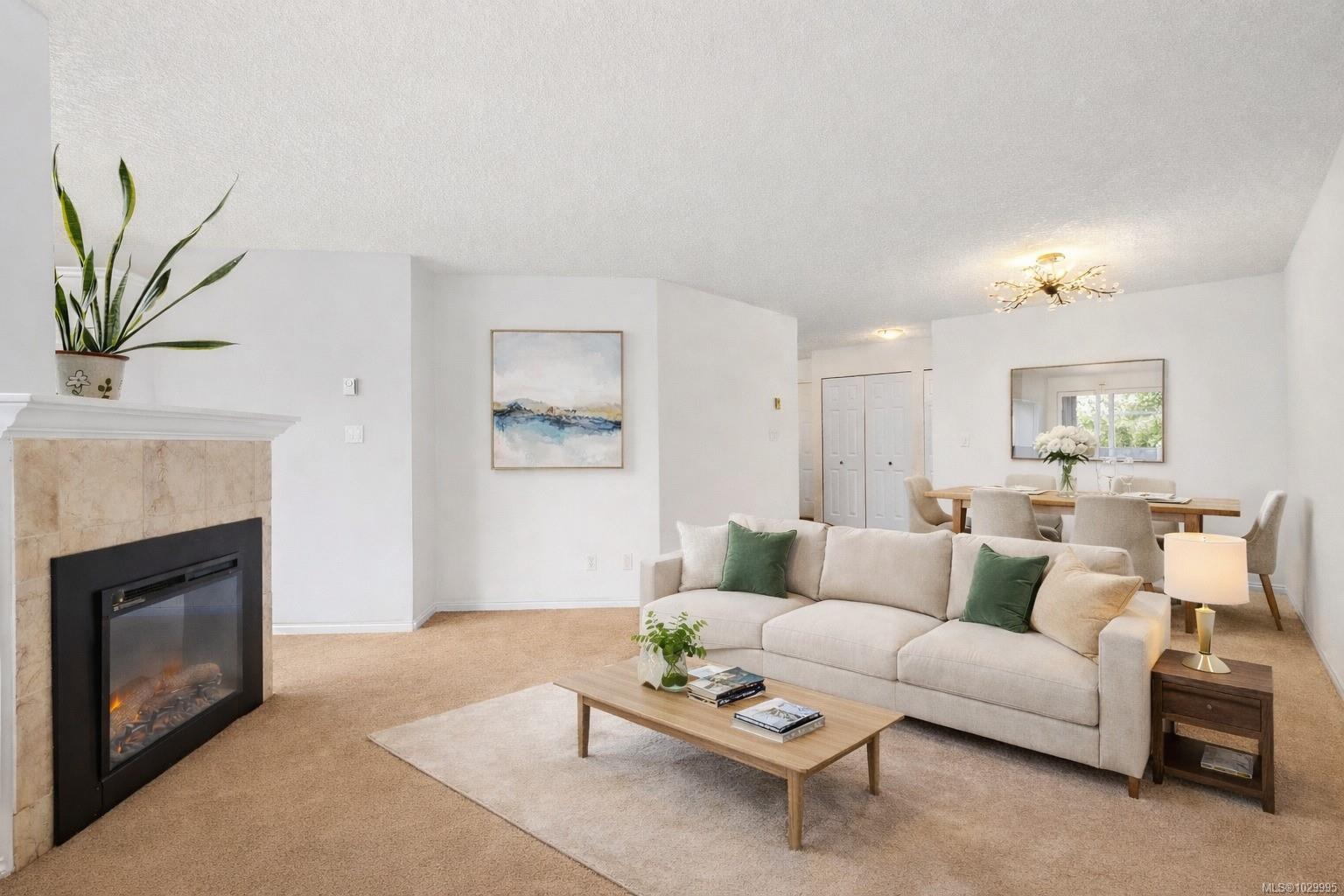 207-7865 Patterson Road, Central Saanich, BC, V8M 2C7