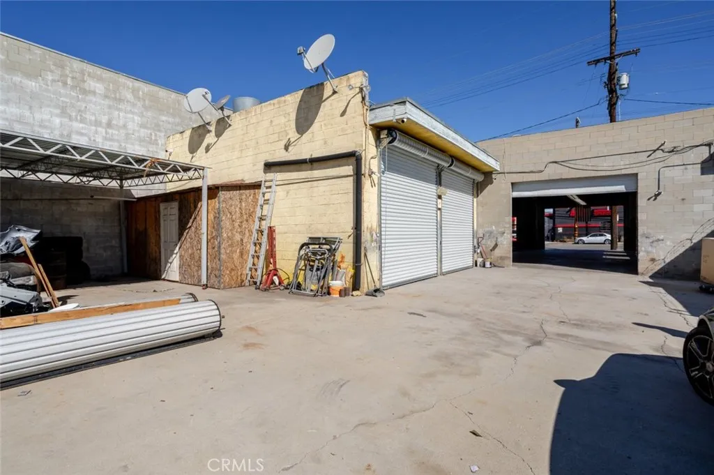 Additional image 55 of 14116 Oxnard Street, Van Nuys, CA 91401