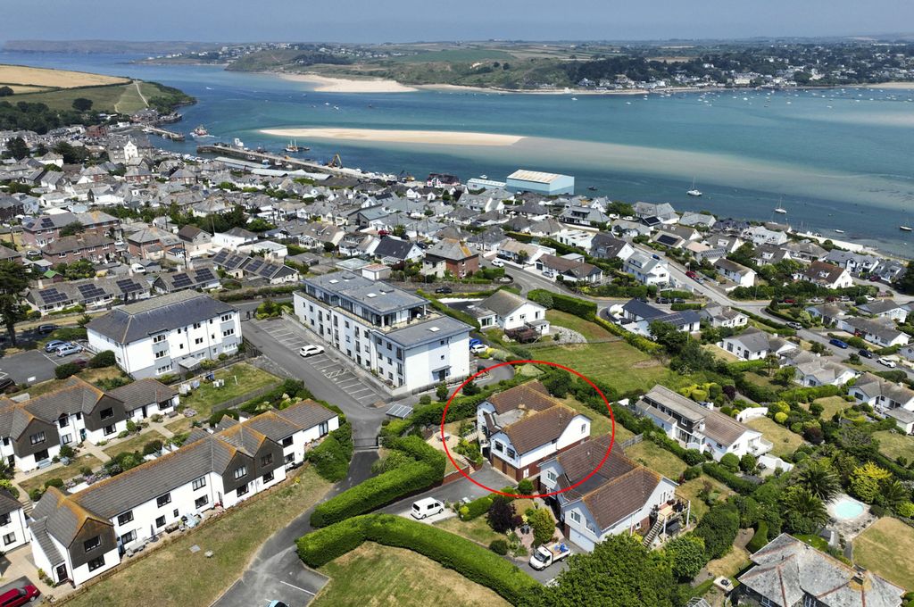 4 bed flat for saleSarahs Lane, Padstow PL28
