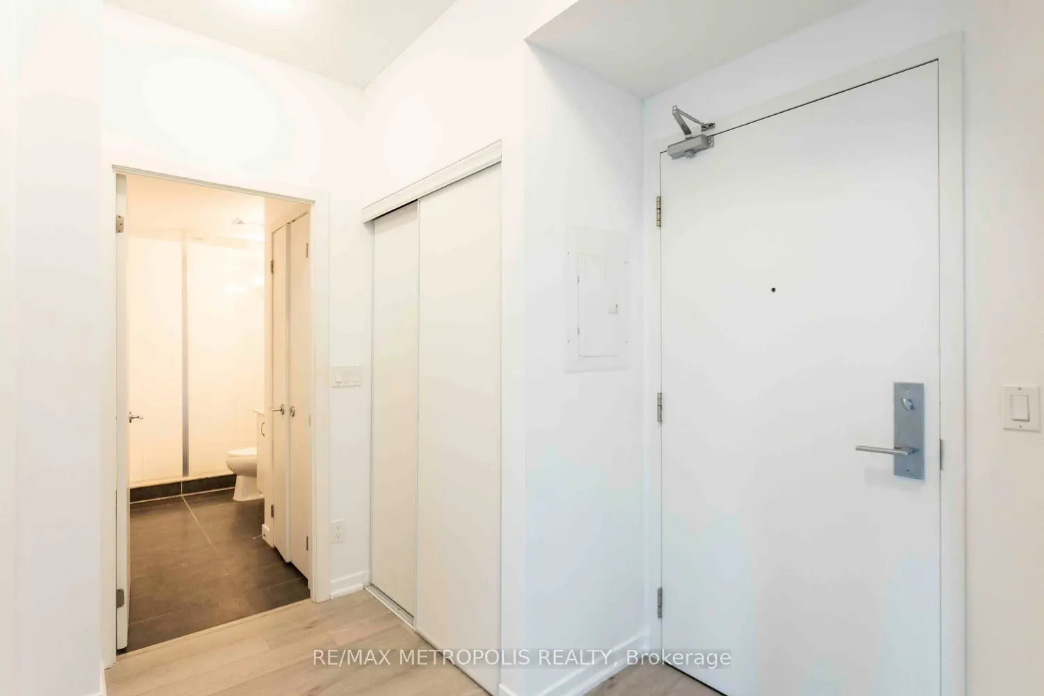 Additional image 7 of 55 East Liberty Street 717