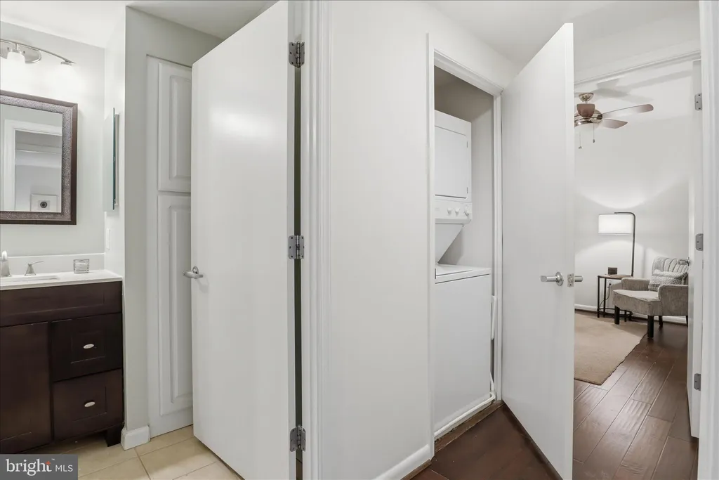 Additional image 13 of 355 I Street SW Unit 310, Washington, DC 20024