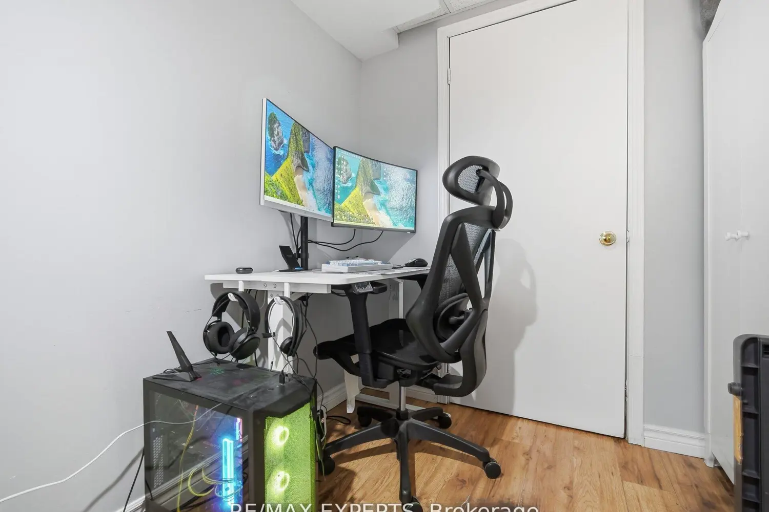 Additional image 12 of 70 Twin Pines Crescent