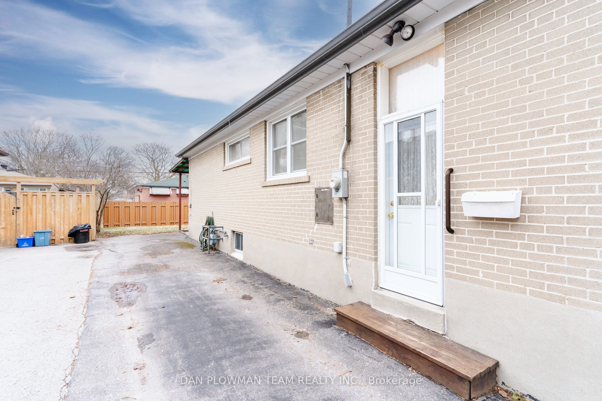 Additional image 4 of 313 Dovedale Drive, Whitby, ON, L1N 1Z8