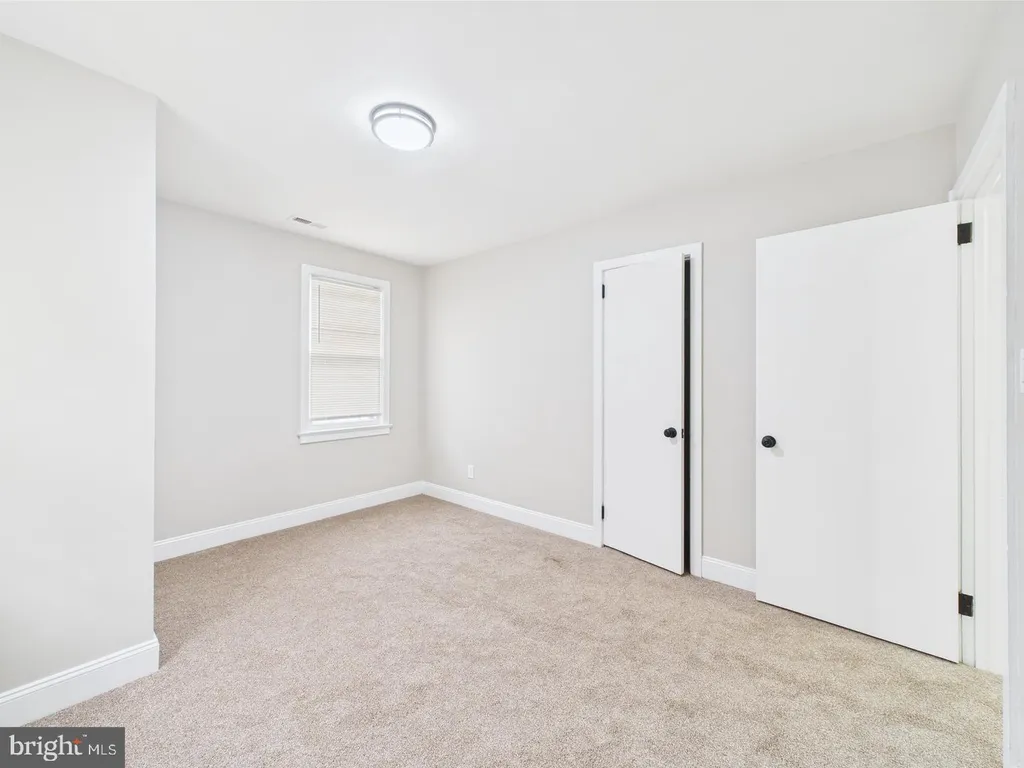 Additional image 26 of 28 S Queen Street, Dover, DE 19904