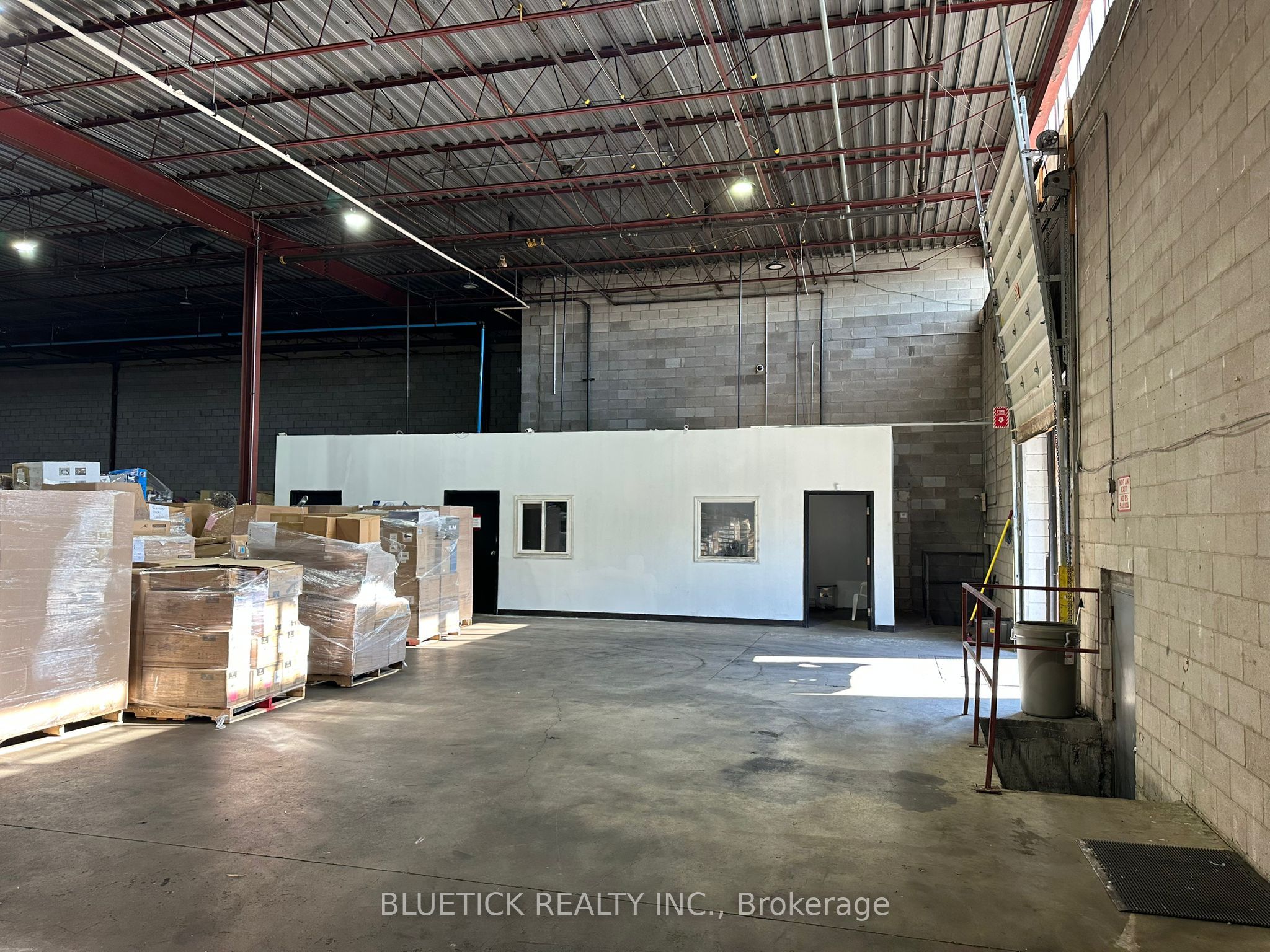 2-53 Bakersfield Street, Toronto, ON, M3J 1Z4