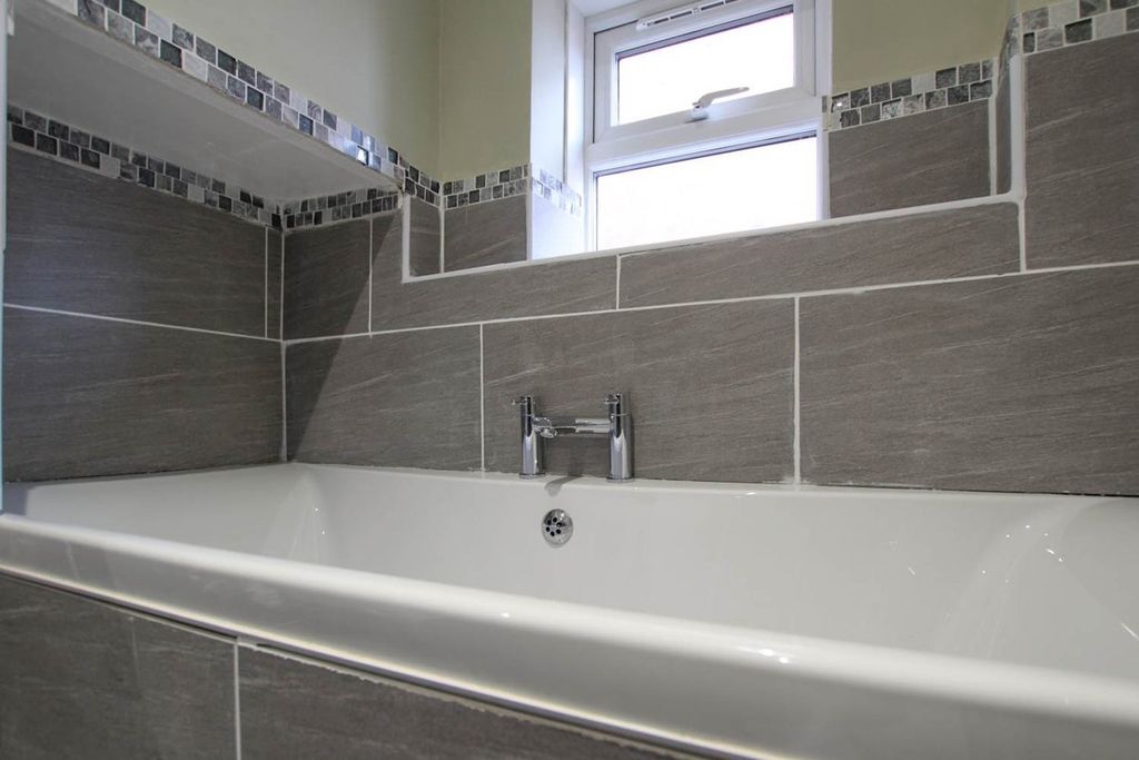 Additional image 18 of 2 bed flat for saleHigh Street, Llandrindod Wells LD1