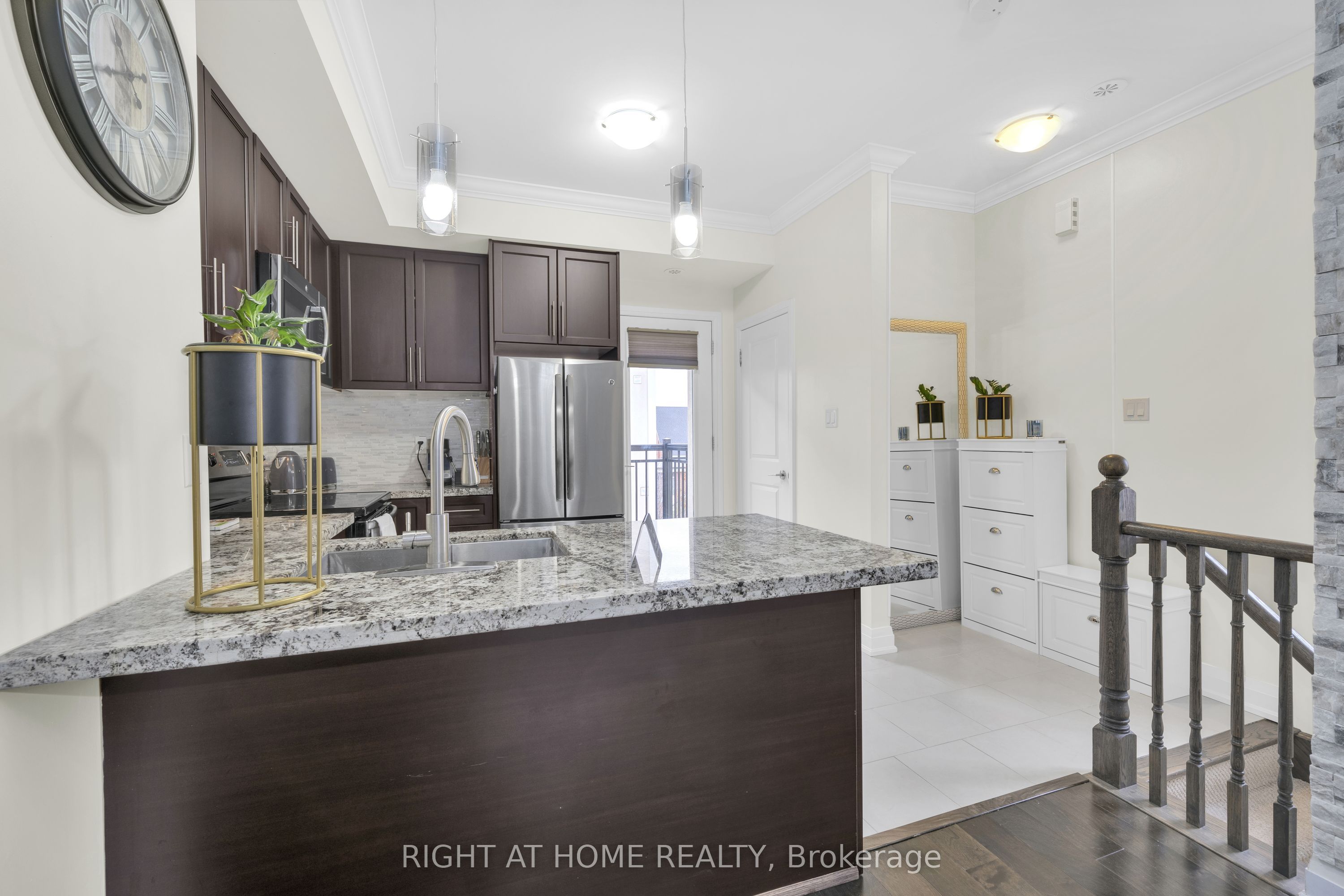 Additional image 3 of 18-3077 Cawthra Road, Mississauga, ON, L5A 2X4