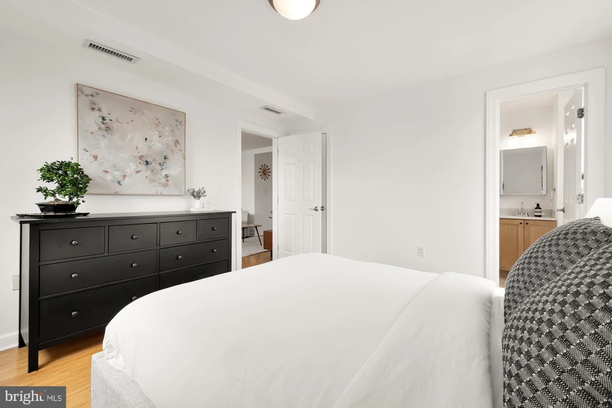 Additional image 30 of 1417 Newton Street NW Unit 507, Washington, DC 20010