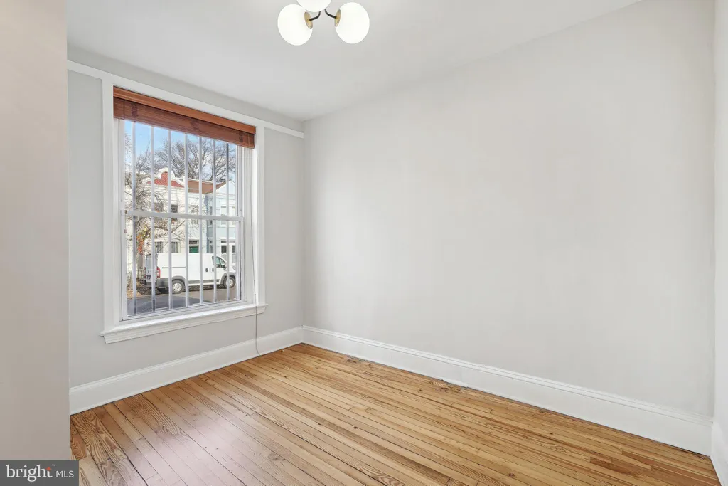 Additional image 5 of 1221 D Street NE, Washington, DC 20002