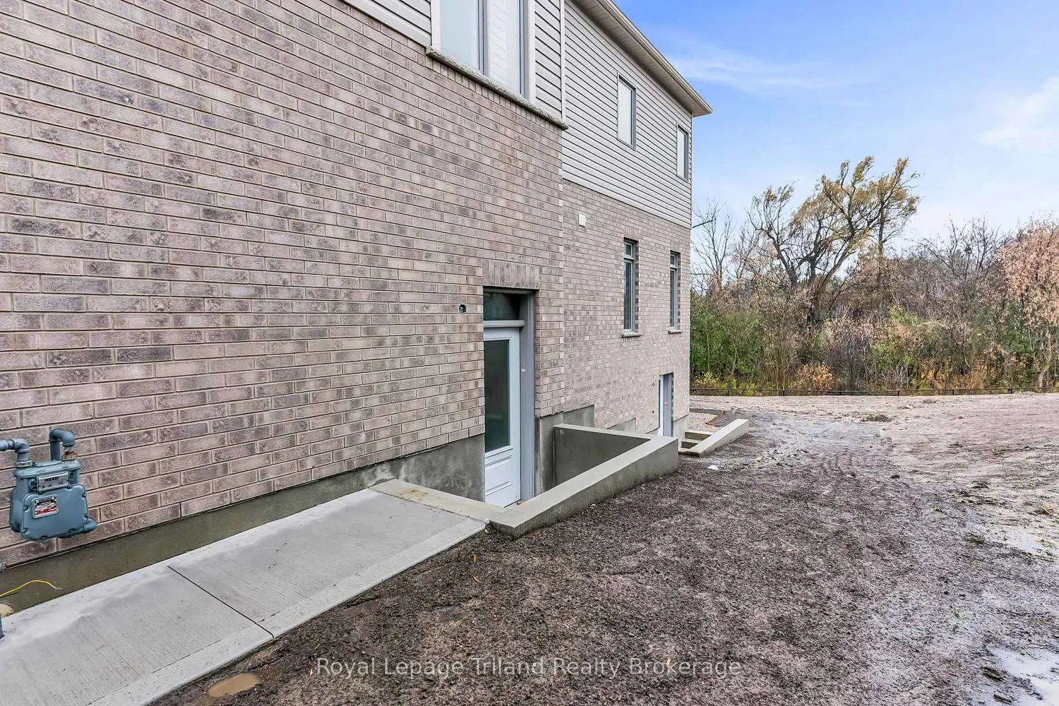 Additional image 3 of 1242 Caen Avenue