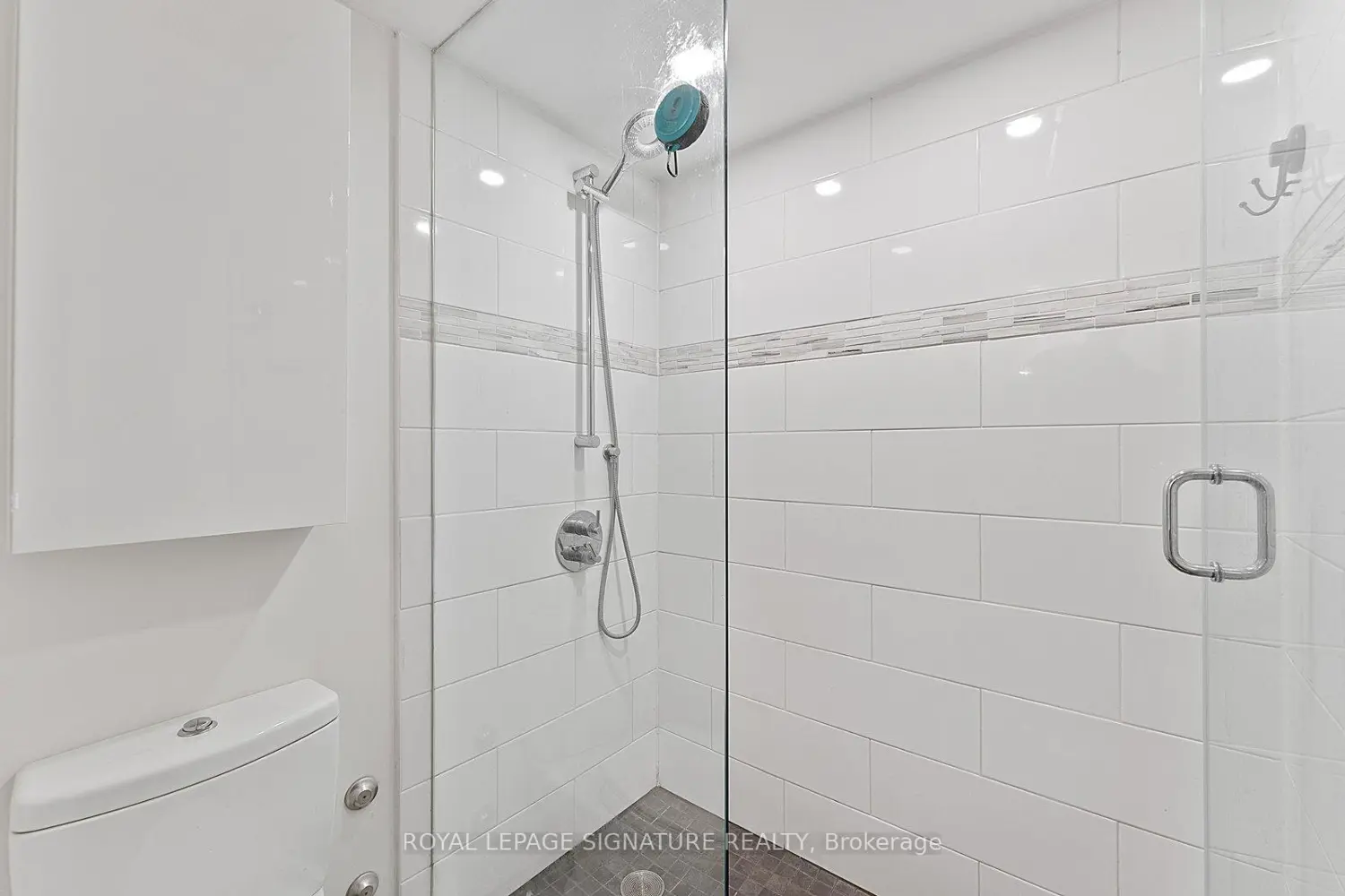 Additional image 10 of 323 Richmond Street 412